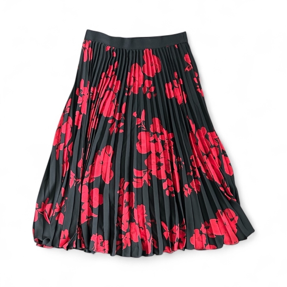 H&M Black and Red Floral Pleated Midi Skirt US 12